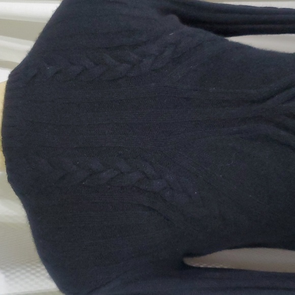 Aqua Women’s Gray 100% Cashmere Sweater Bell Sleeves Size S - Picture 6 of 10